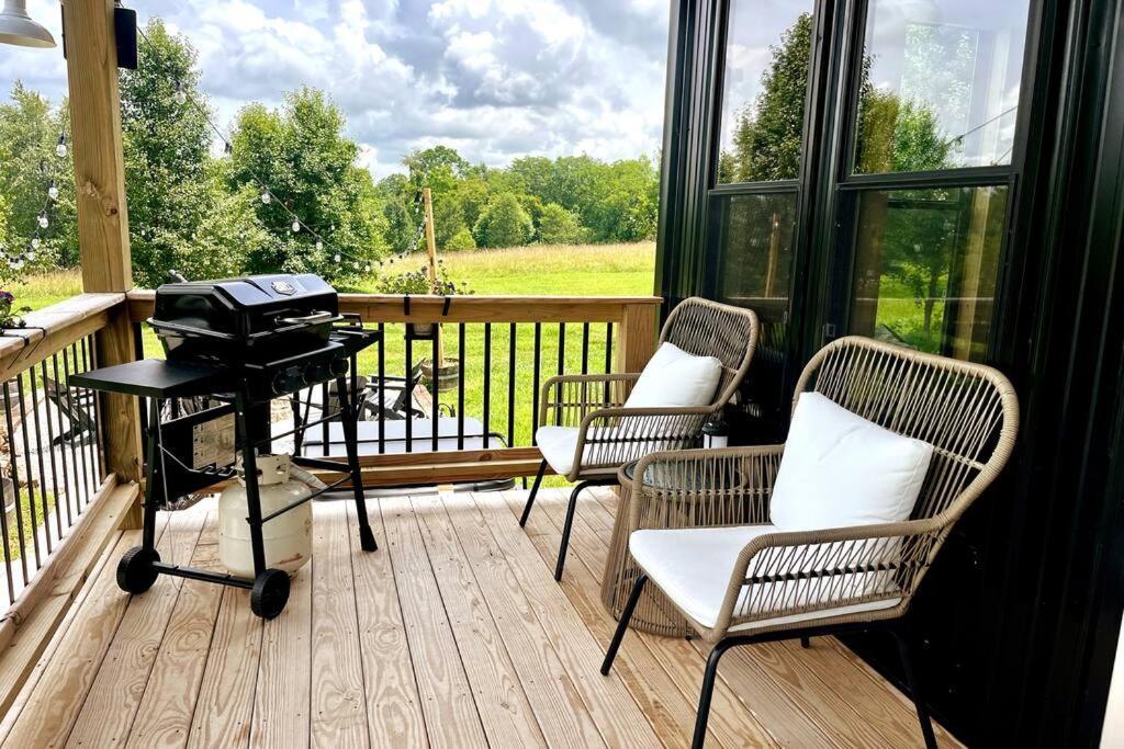 #4 Kentucky Bourbon Trail Bourbon Barrel Cottages Lawrenceburg エクステリア 写真